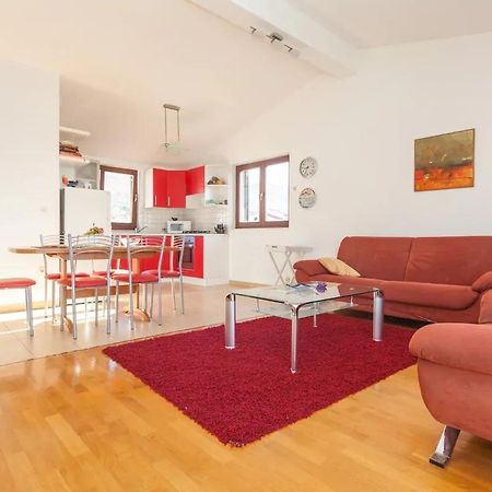 Apartment Morovic Kastela Exterior photo